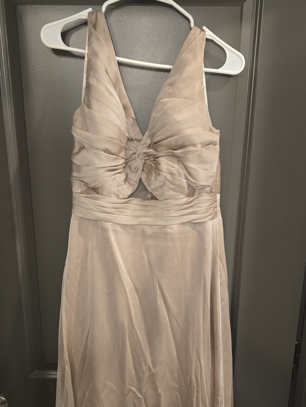 Twist-Knot V-Neck Prom Dress in Taupe